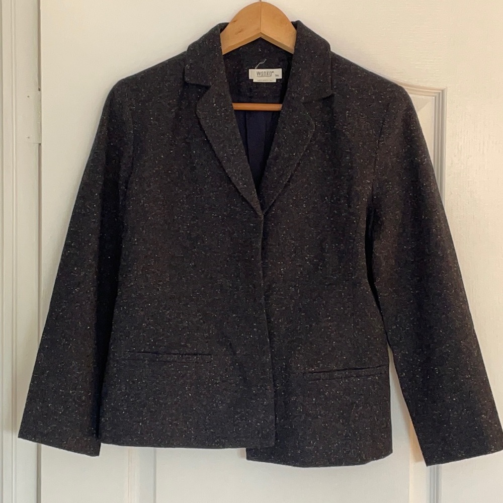 Wanko suit jacket.